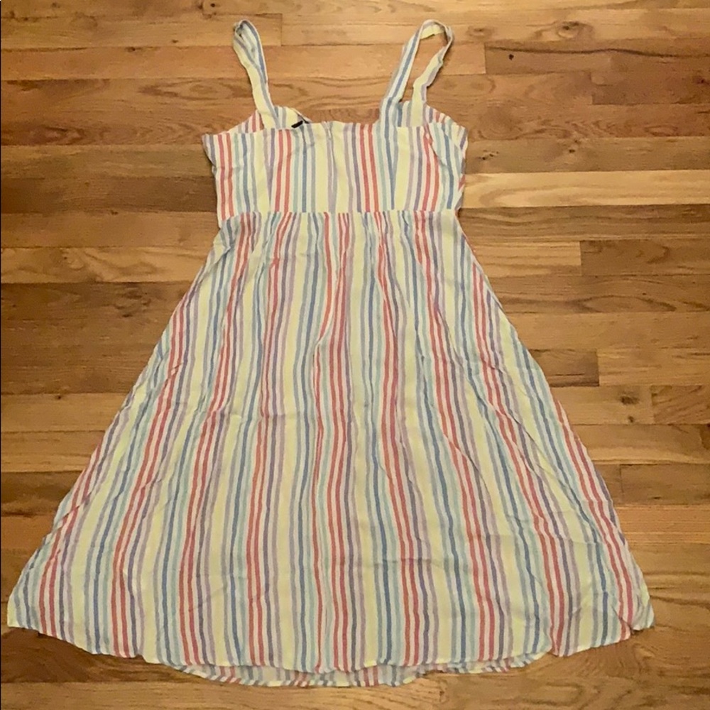 Size large Forever 21 flowy colorful dress - Picture 4 of 4